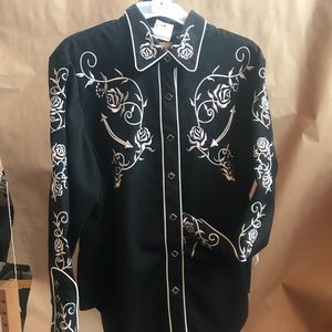 Scully western embroidered shirt